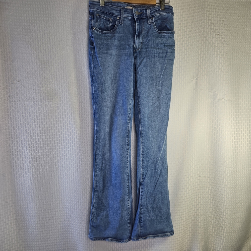Levi's 725 High Rise Boot Cut Jeans Size 27 Great Condition